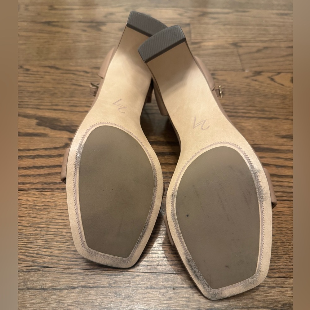 Naturalizer 27 Edit Nude Leather Ankle Strap Block Heel Sandals Size 9.5M - Picture 5 of 8